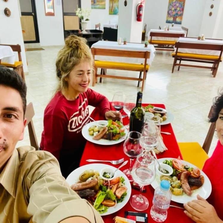 Hotel Estrellita Inn Alameda 키토 외부 사진