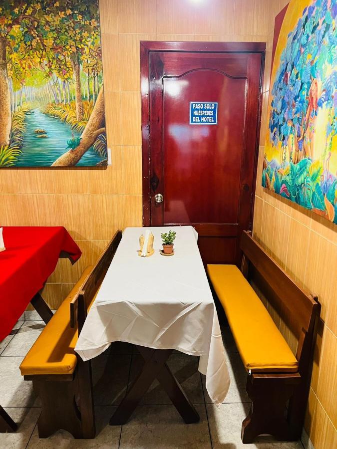 Hotel Estrellita Inn Alameda 키토 외부 사진