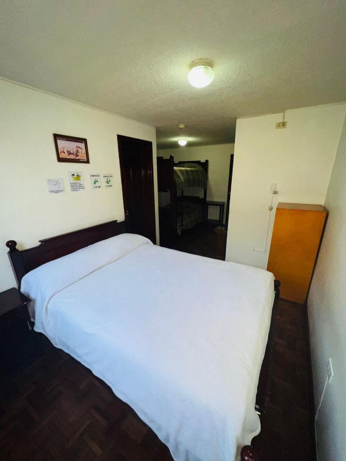 Hotel Estrellita Inn Alameda 키토 외부 사진