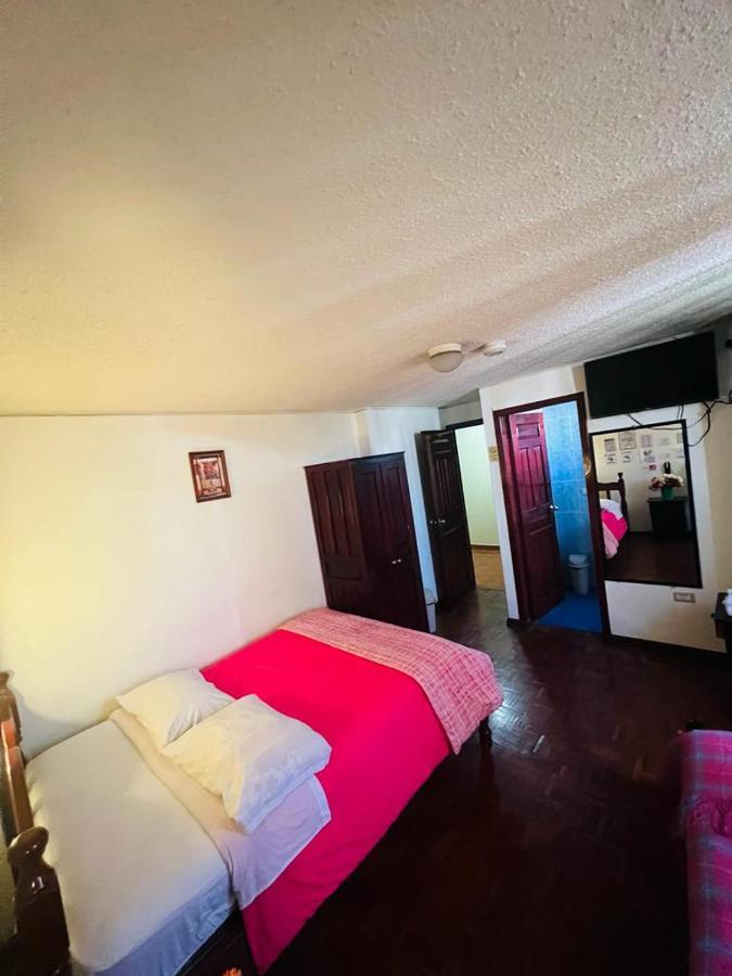 Hotel Estrellita Inn Alameda 키토 외부 사진